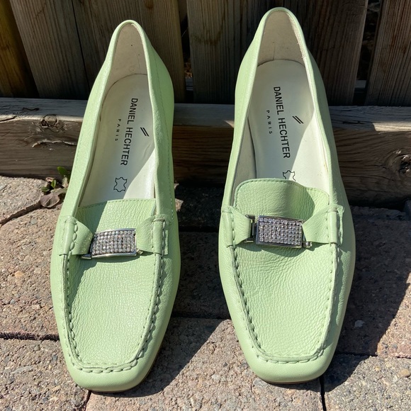 Daniel Hecter Paris women apple green rhinestone decor loafer. Size 37. Used. - Picture 7 of 7